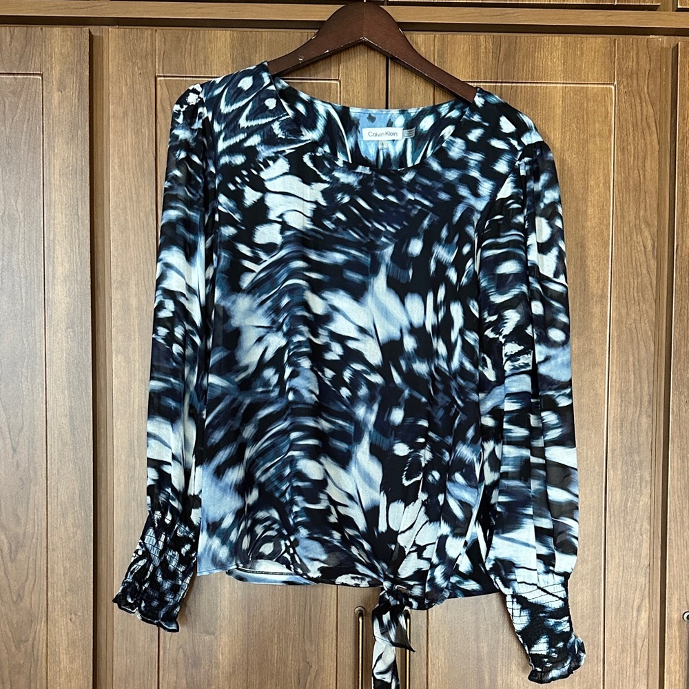 Calvin Klein Monochrome Patterned Blouse